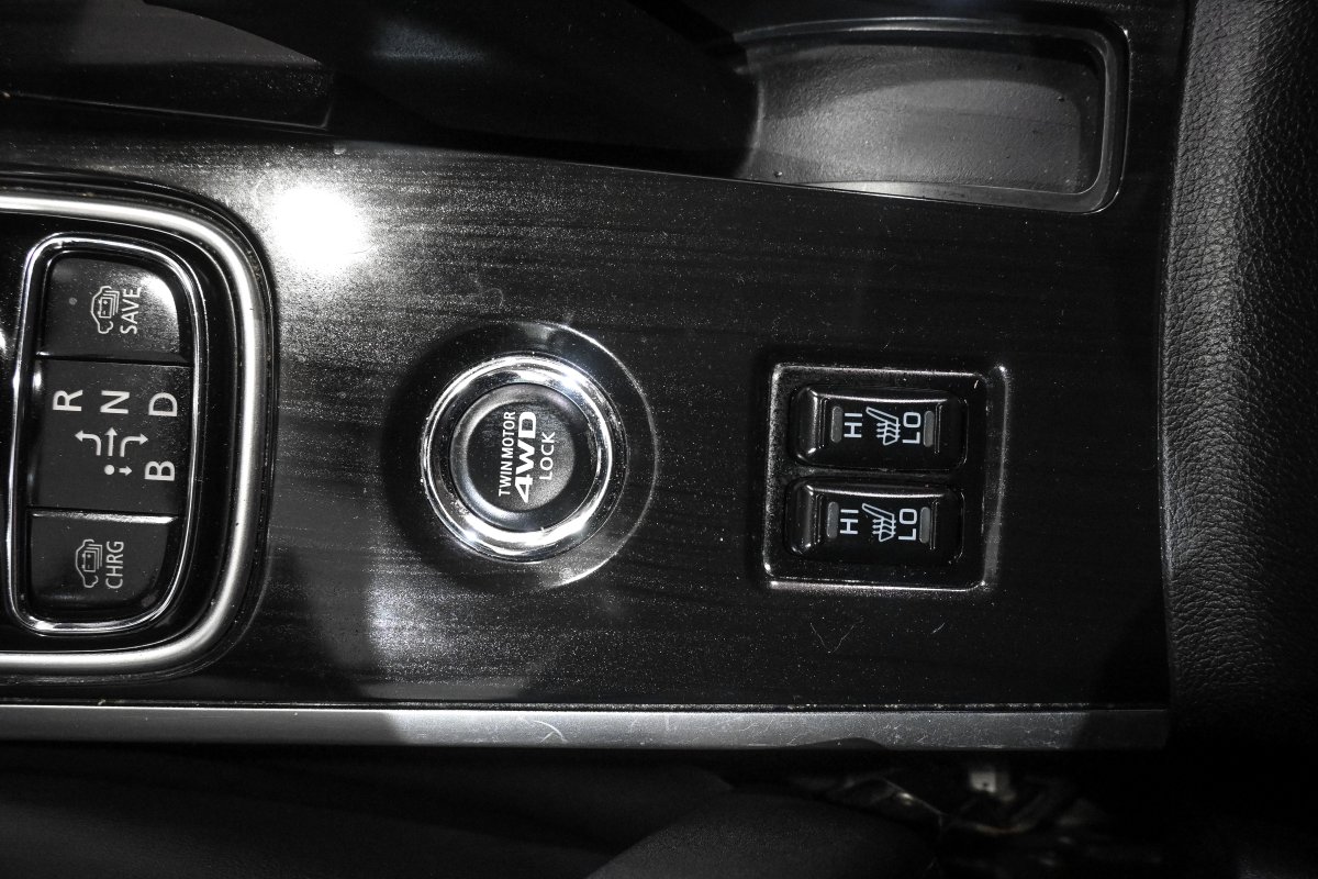 Foto Mitsubishi Outlander 23