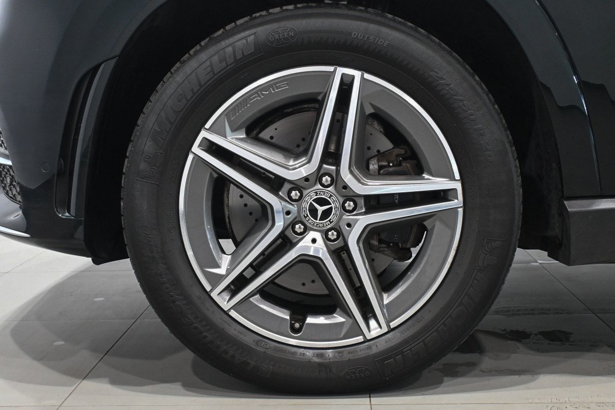 Foto Mercedes-Benz GLE 35 Foto Mercedes-Benz GLE 35