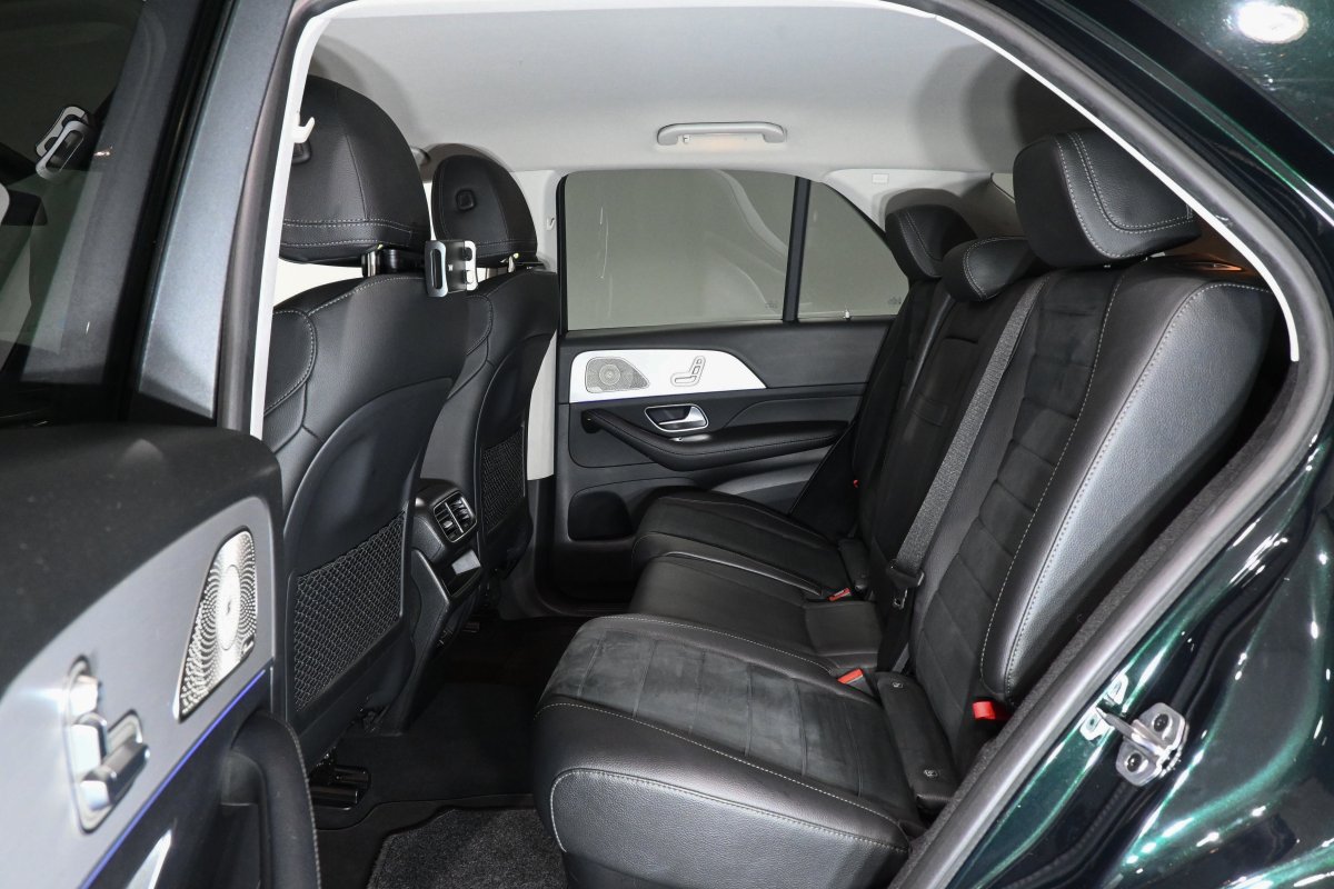 Foto Mercedes-Benz GLE 13 Foto Mercedes-Benz GLE 13