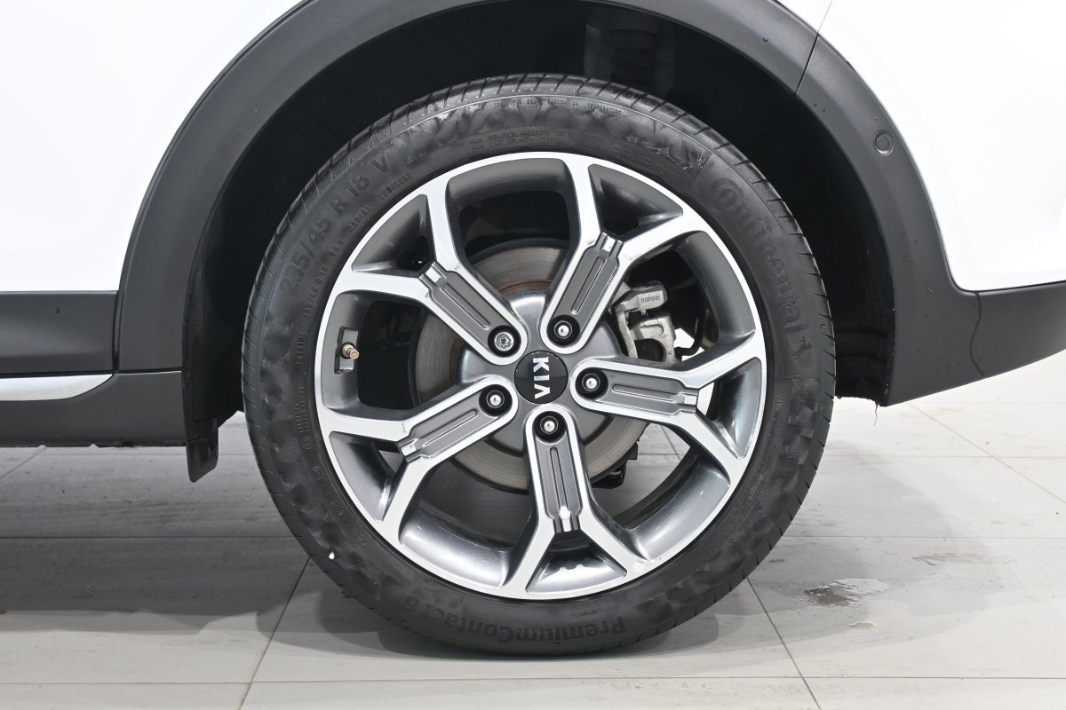 Foto Kia XCeed 31