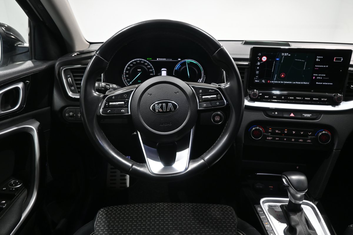 Foto Kia XCeed 19