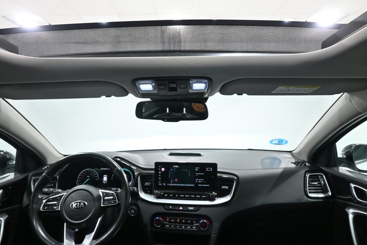 Foto Kia XCeed 27