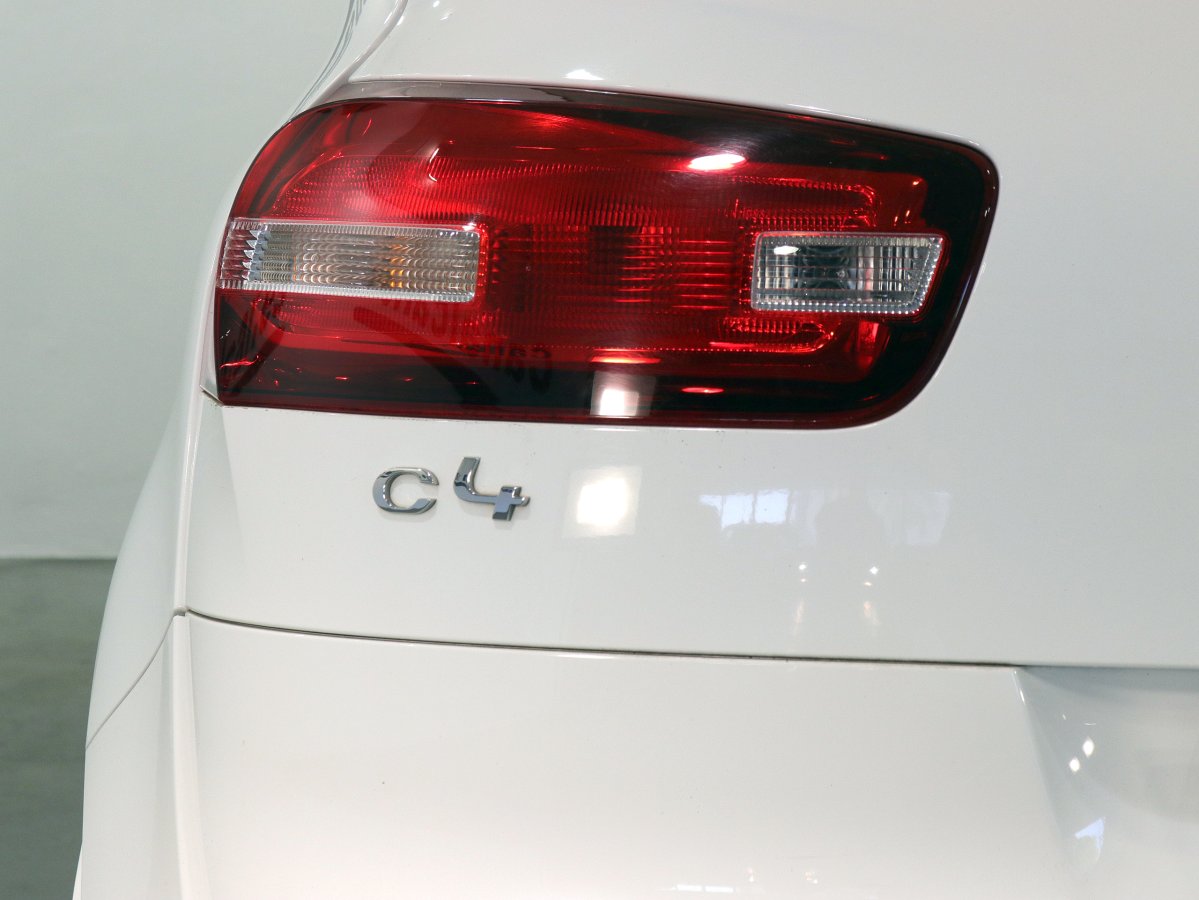 Foto Citroen C4 Picasso 9