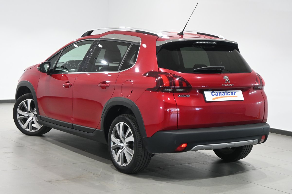 Foto Peugeot 2008 6