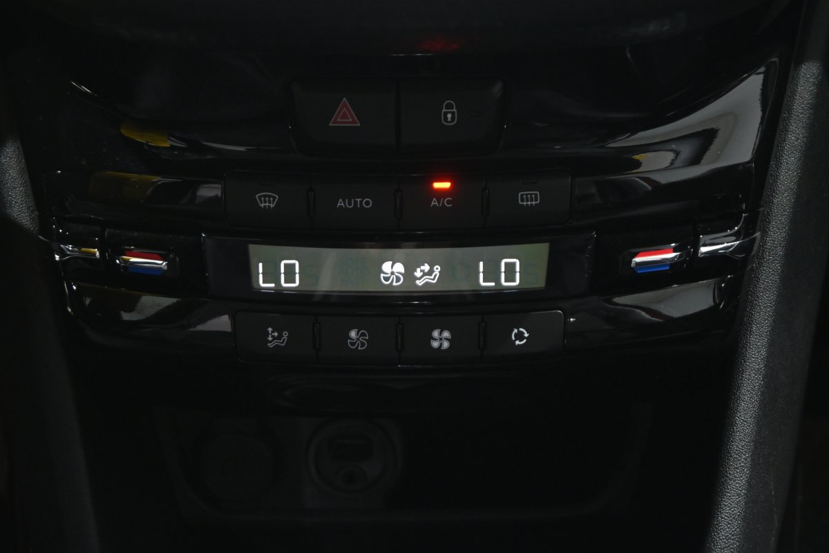 Foto Peugeot 2008 17