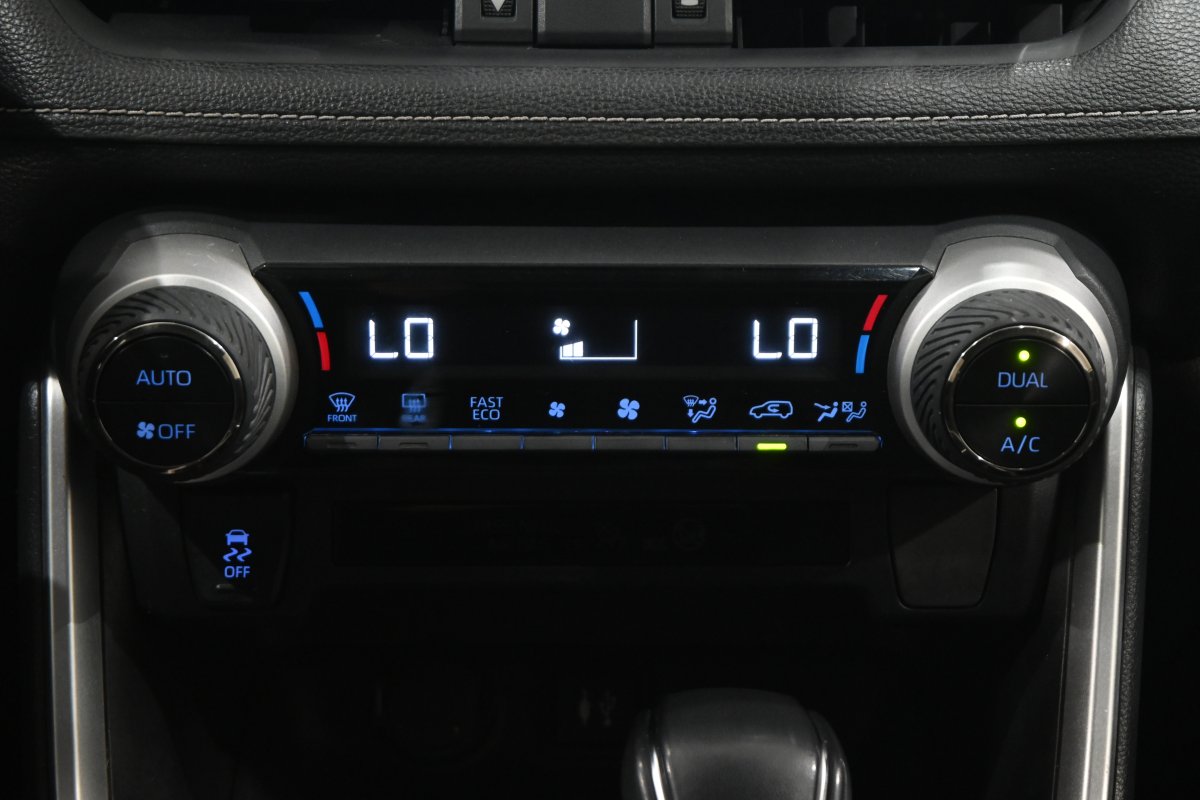 Foto Toyota RAV-4 16