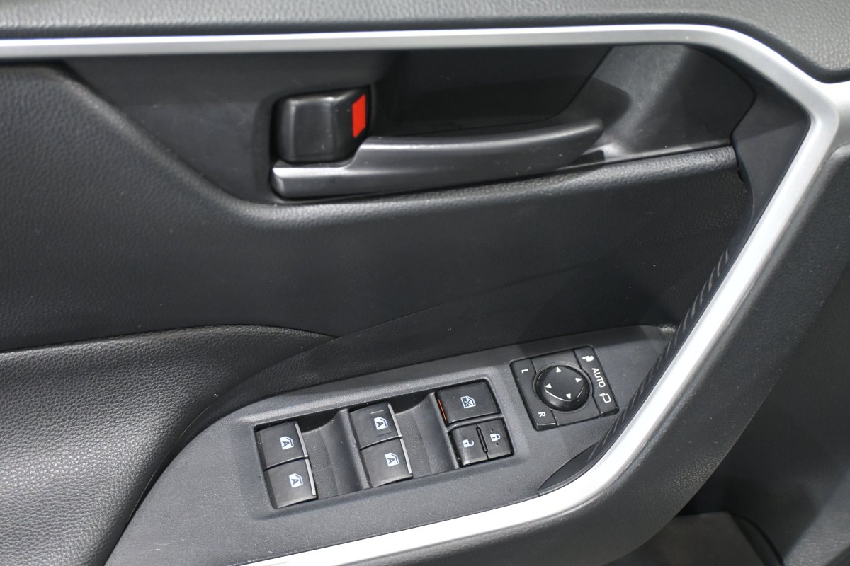 Foto Toyota RAV-4 26