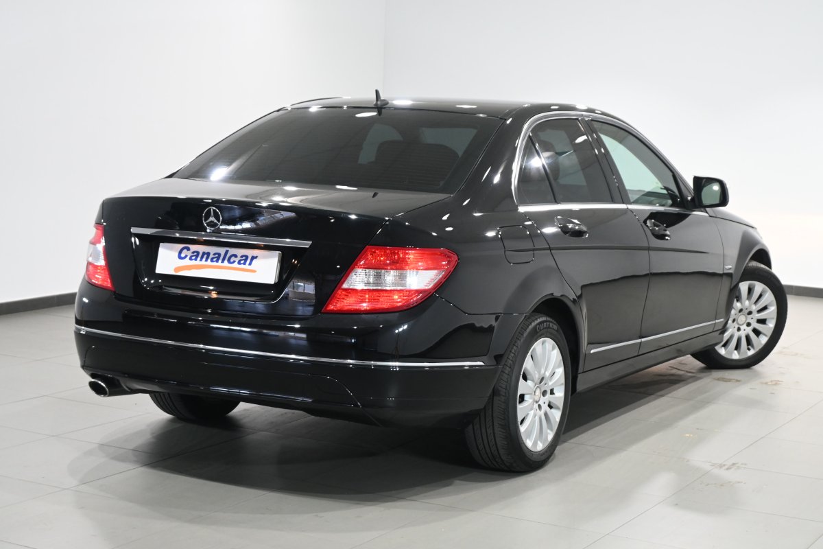 Foto Mercedes-Benz Clase 4