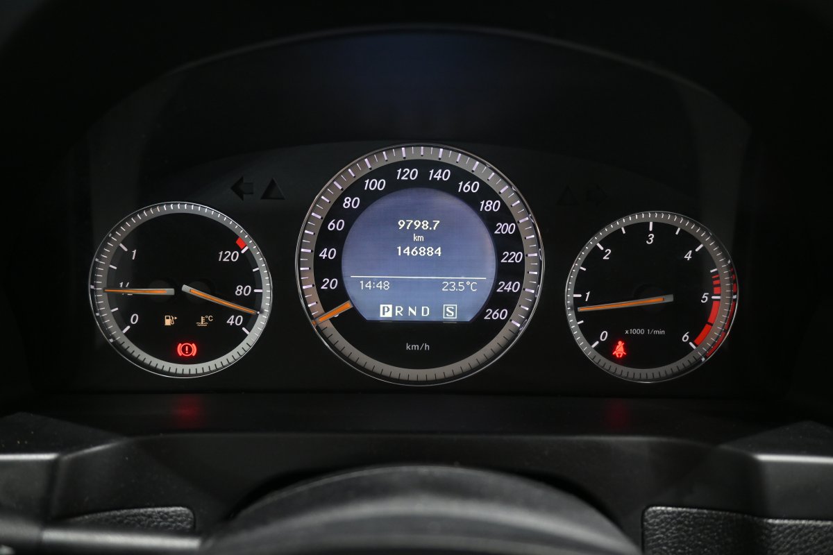 Foto Mercedes-Benz Clase 12