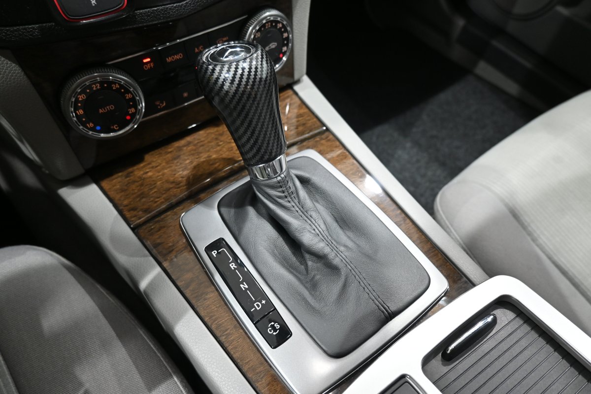 Foto Mercedes-Benz Clase 15