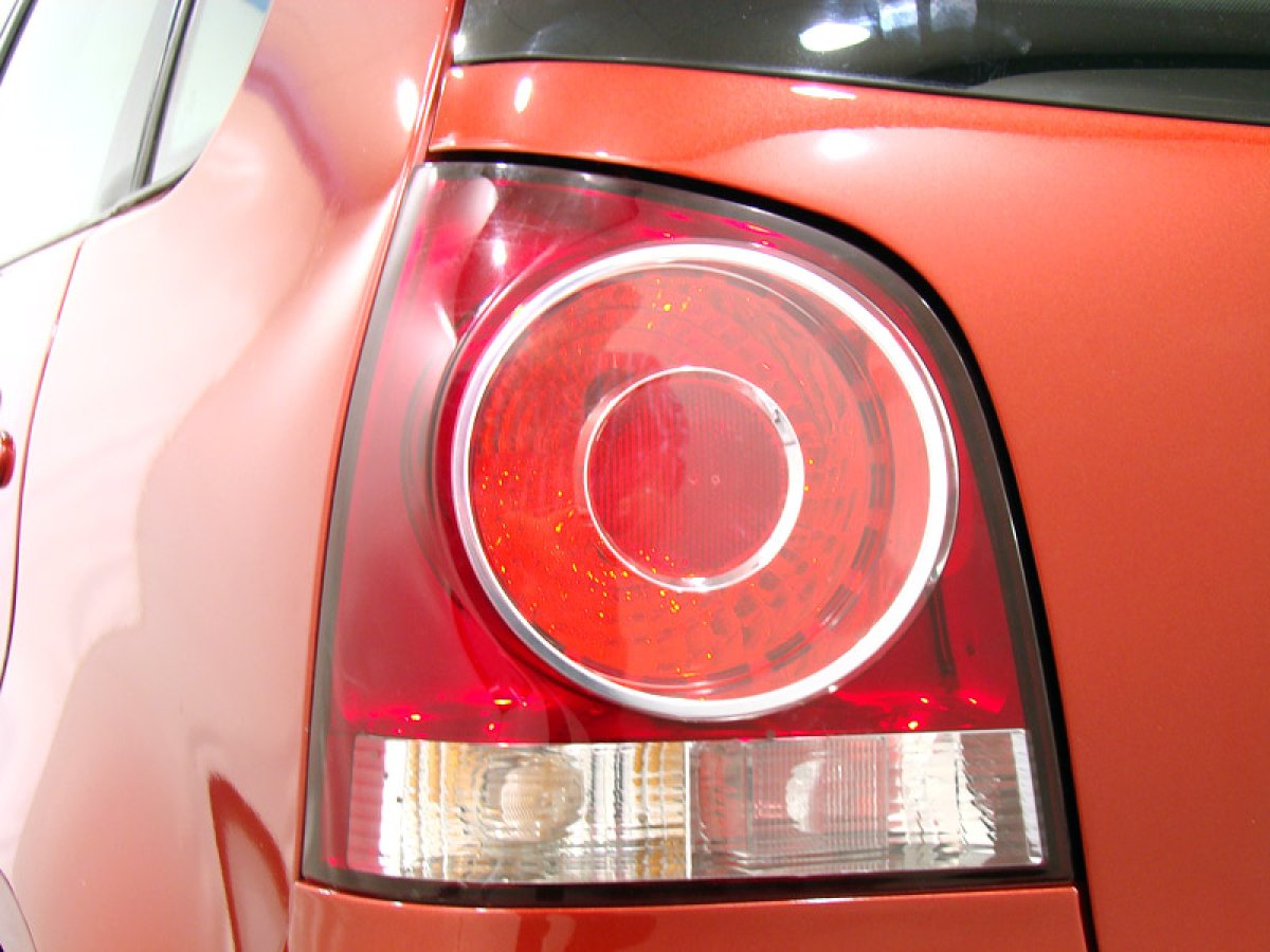 Foto Volkswagen Polo 14