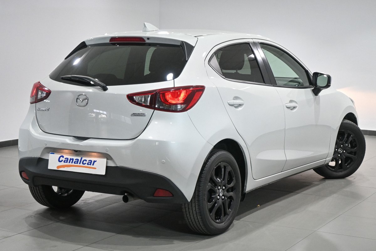 Foto Mazda Mazda2 4