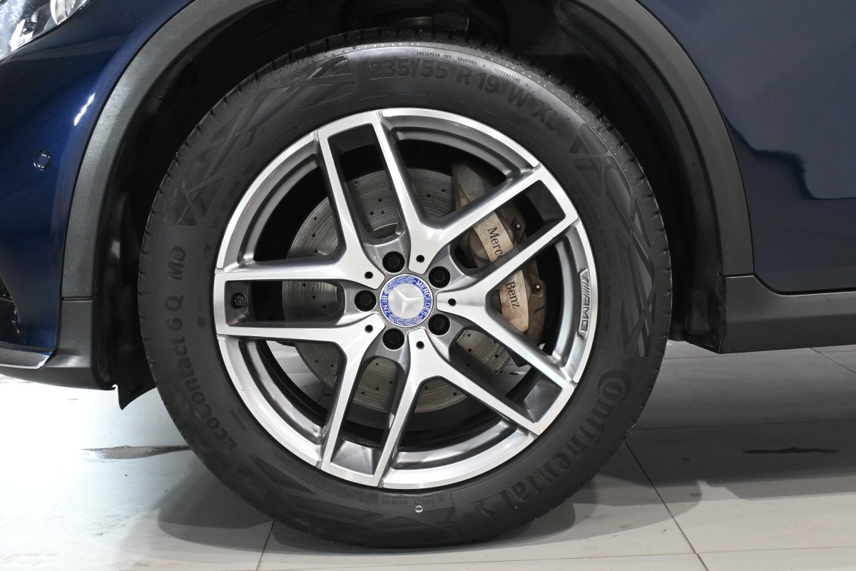 Foto Mercedes-Benz GLC 33