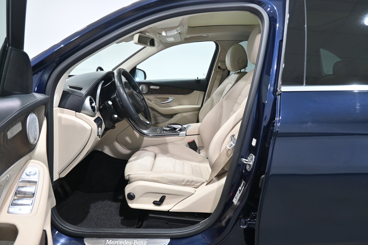 Foto Mercedes-Benz GLC 10