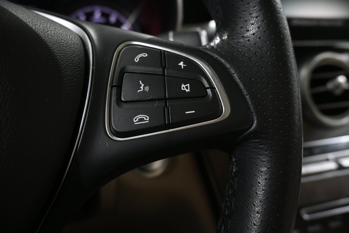 Foto Mercedes-Benz GLC 23