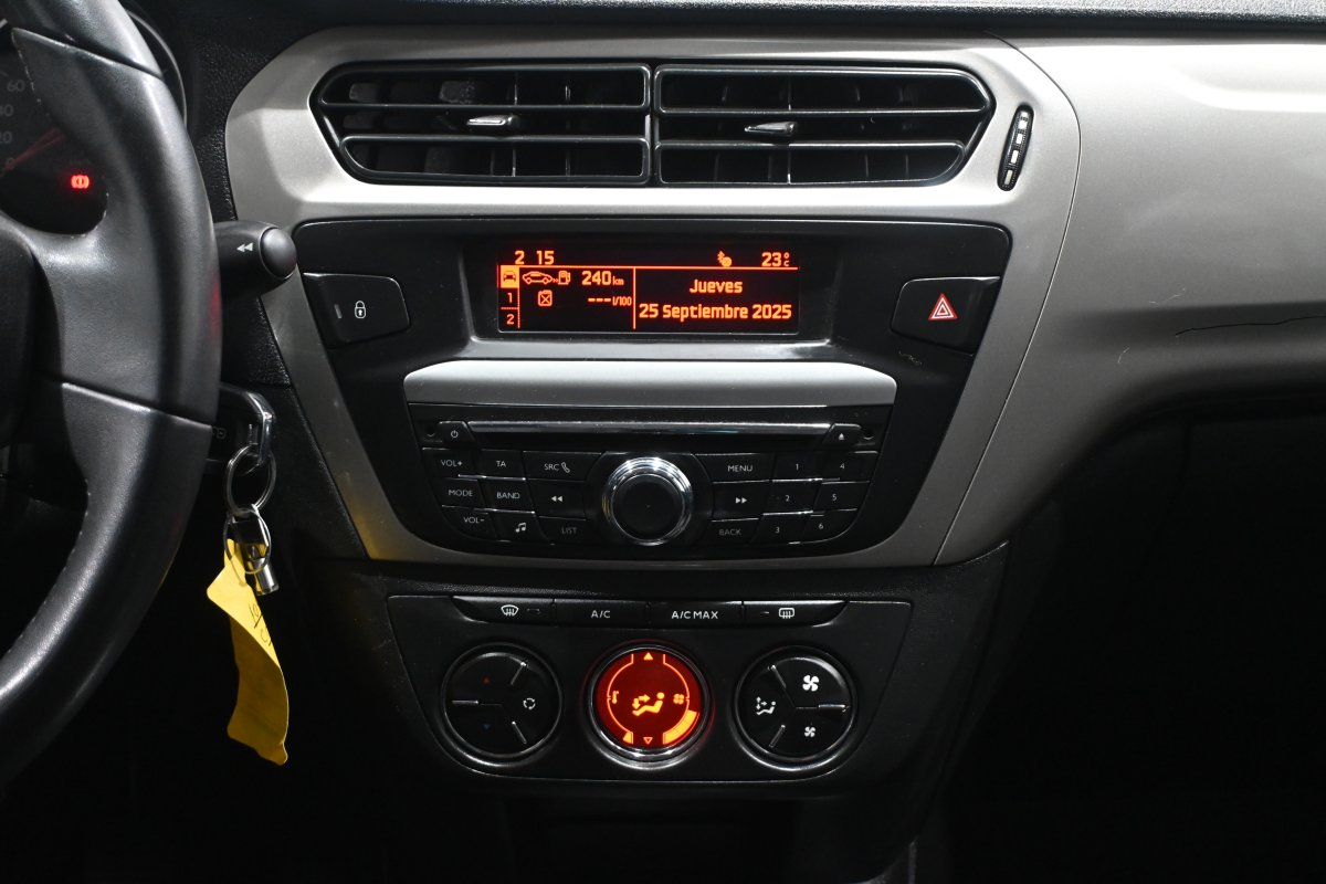 Foto Citroen C-Elysee 14