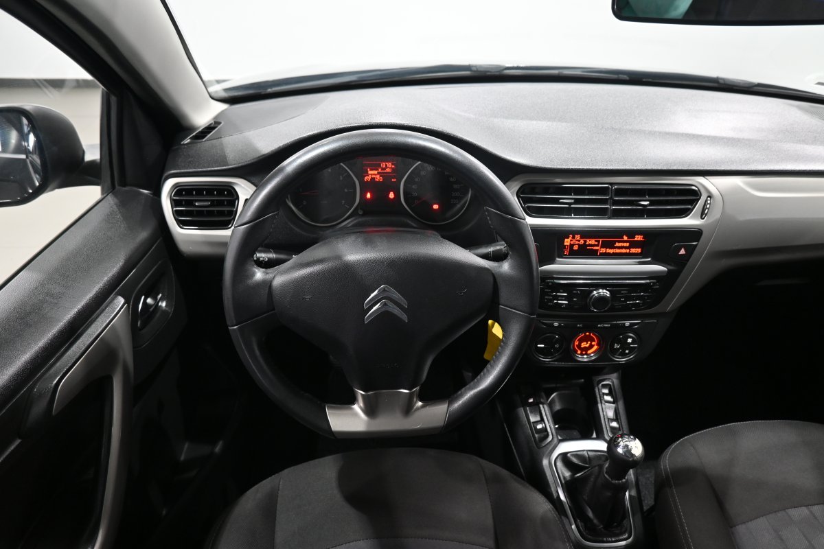 Foto Citroen C-Elysee 17