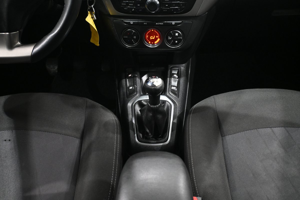 Foto Citroen C-Elysee 18
