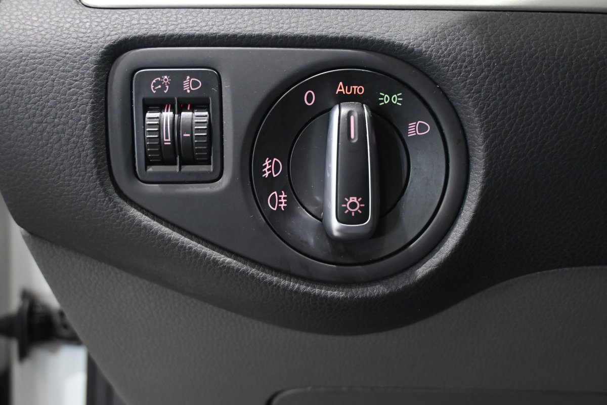 Foto Seat Alhambra 27