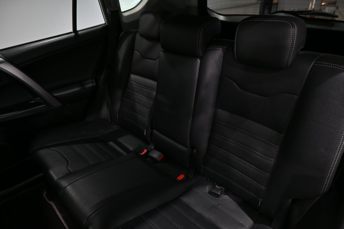 Foto Toyota RAV-4 12