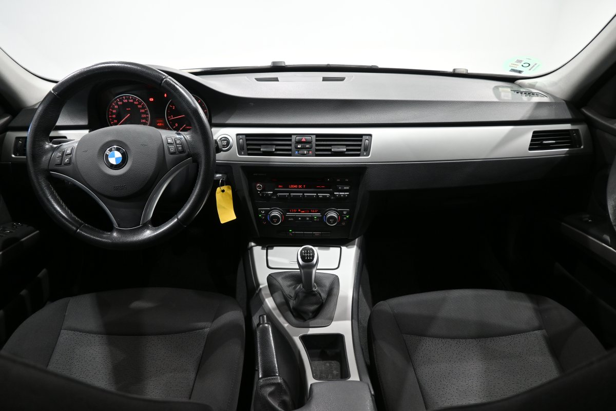 Foto Bmw Serie 3 17