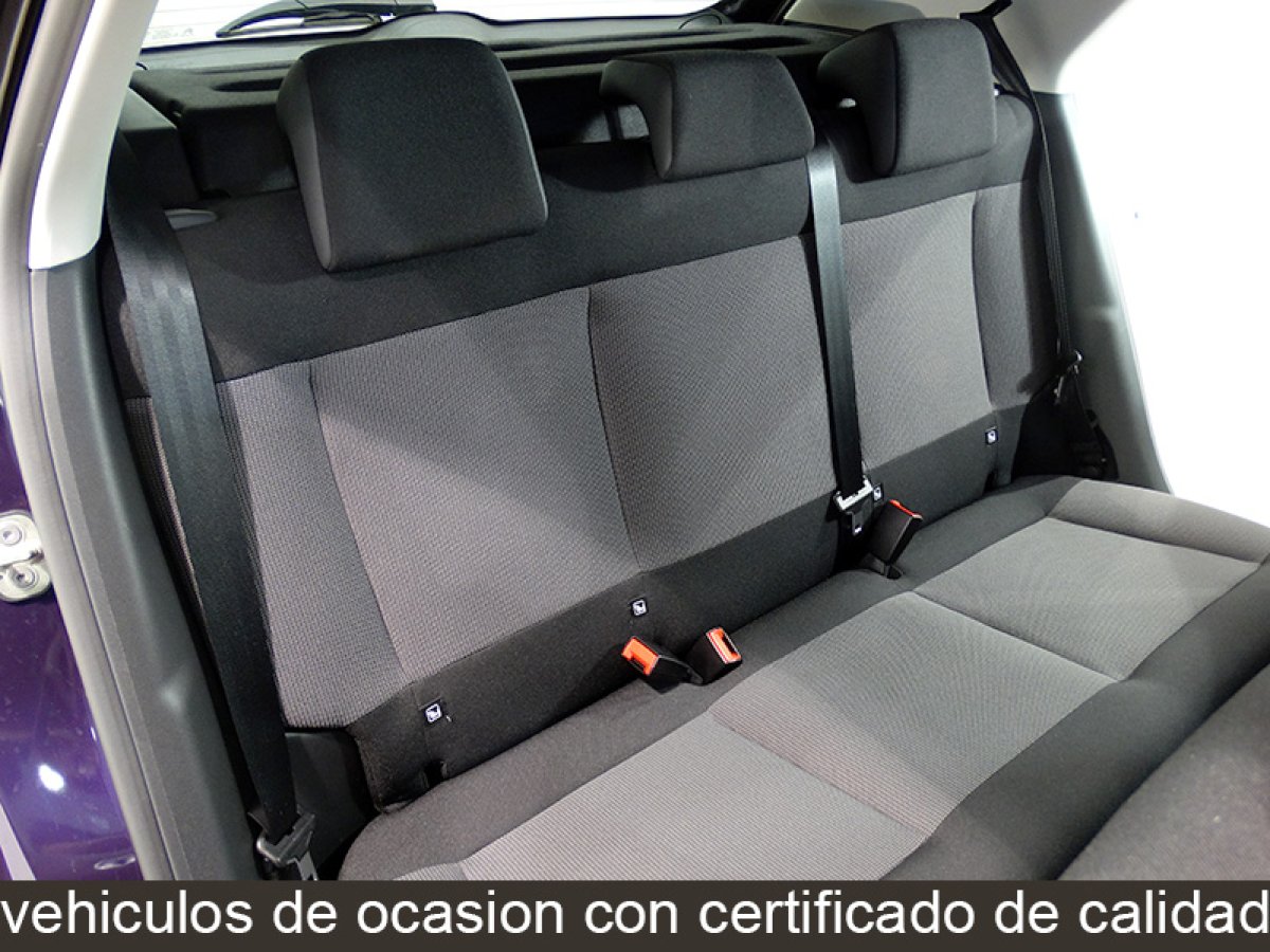 Foto Citroen C4 Cactus 18