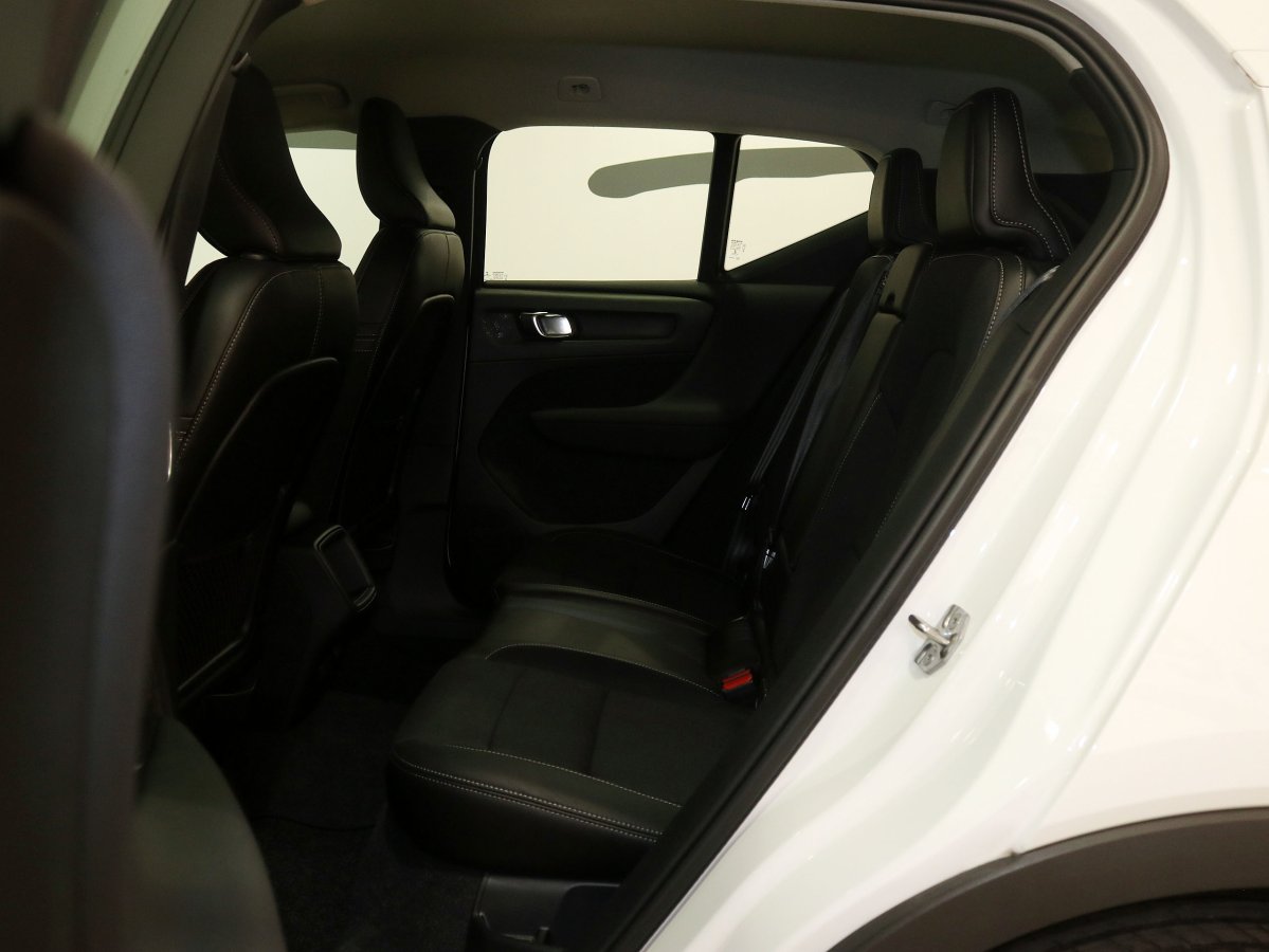 Foto Volvo XC 40 15