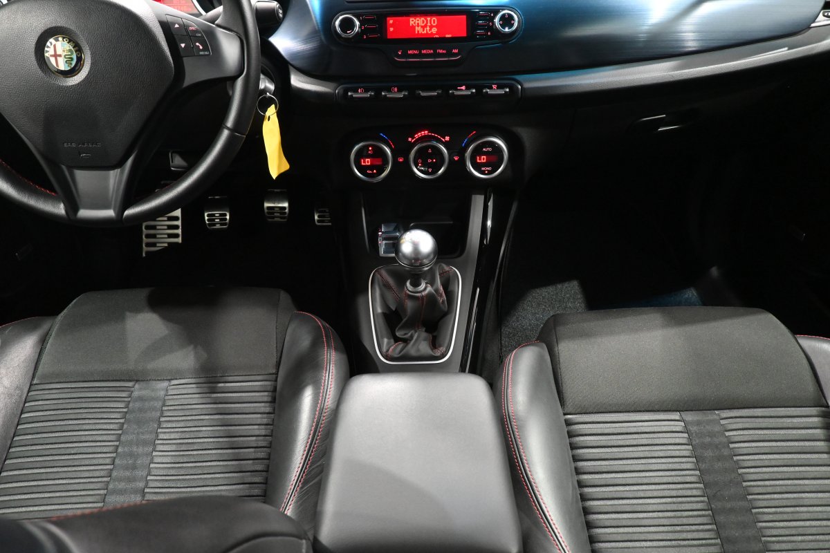 Foto Alfa Romeo Giulietta 19