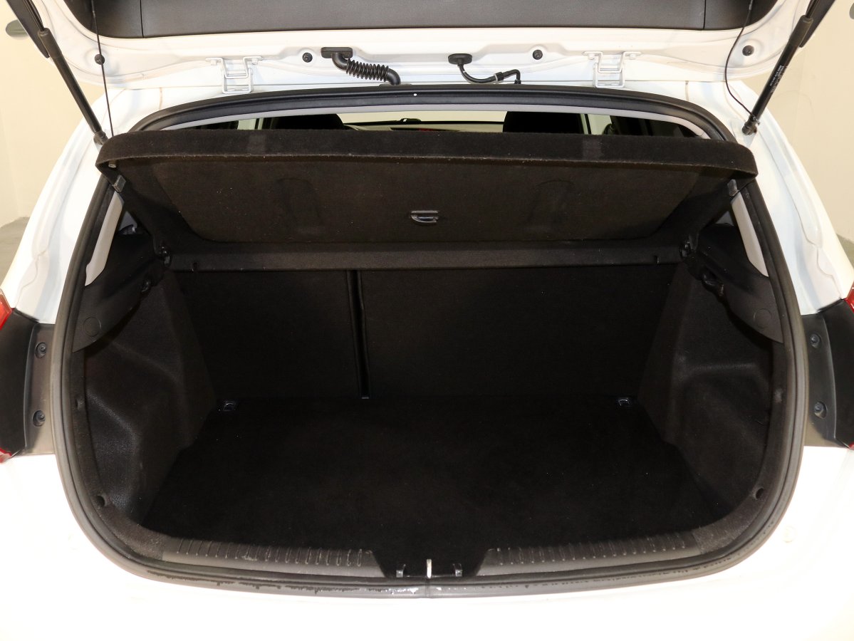 Foto Kia Ceed 9