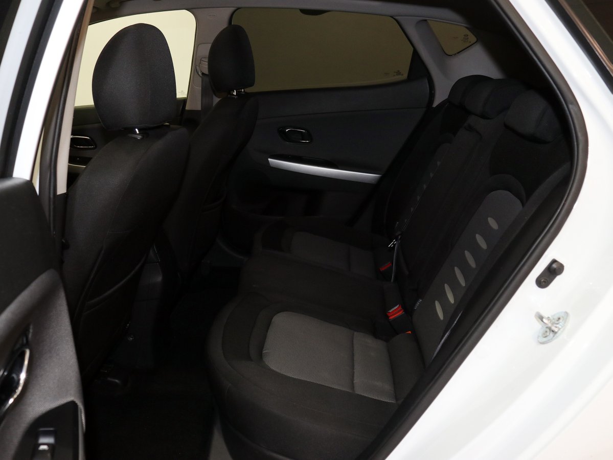 Foto Kia Ceed 16