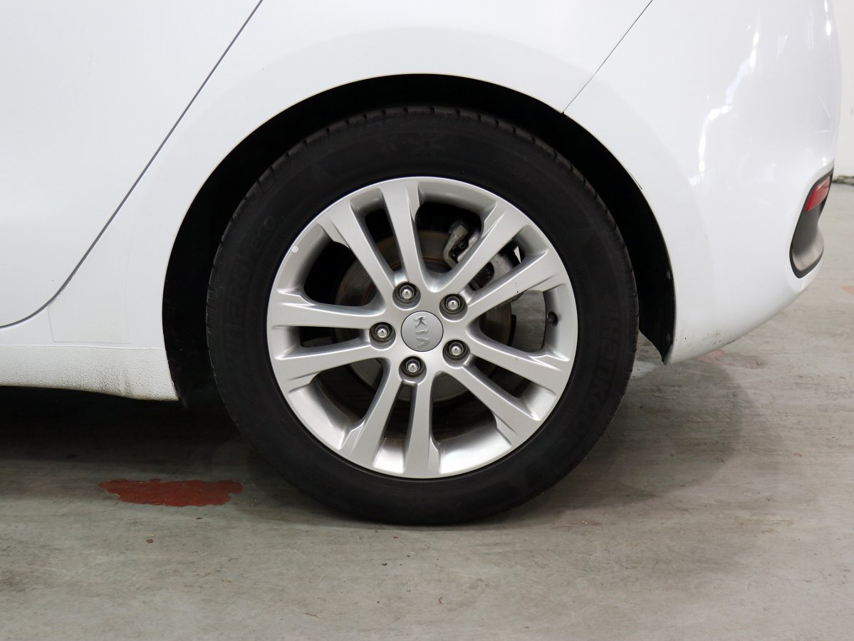 Foto Kia Ceed 35