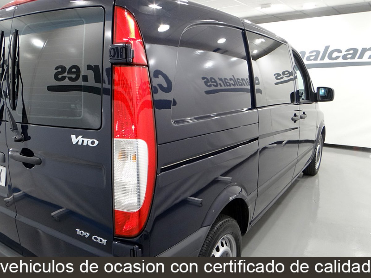 Foto Mercedes-Benz Vito 17