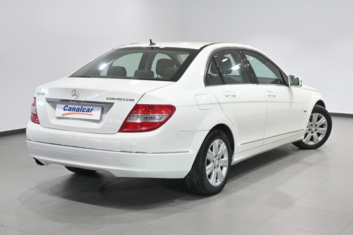 Foto Mercedes-Benz Clase C 4