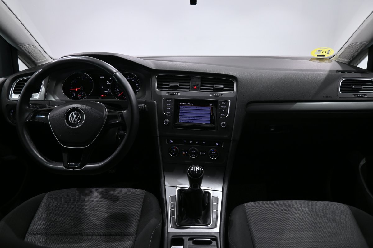 Foto Volkswagen Golf 17
