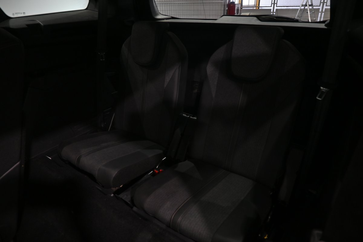 Foto Peugeot 5008 13