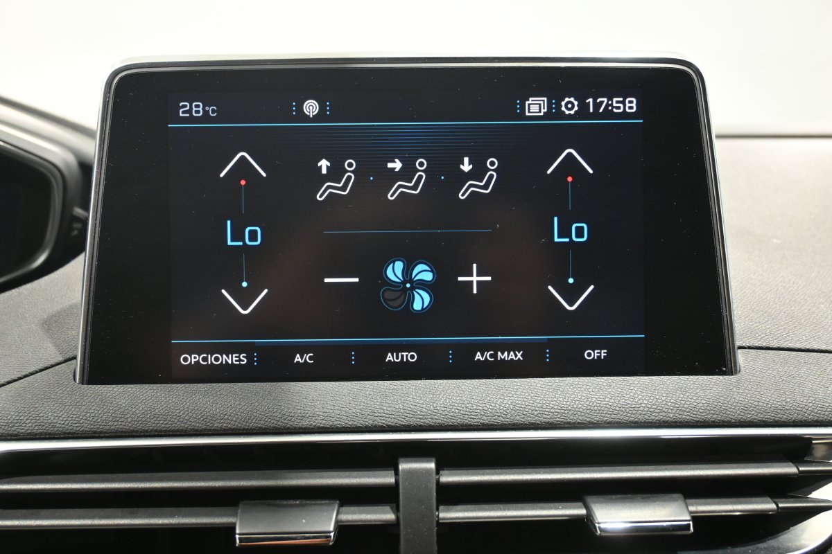 Foto Peugeot 5008 16