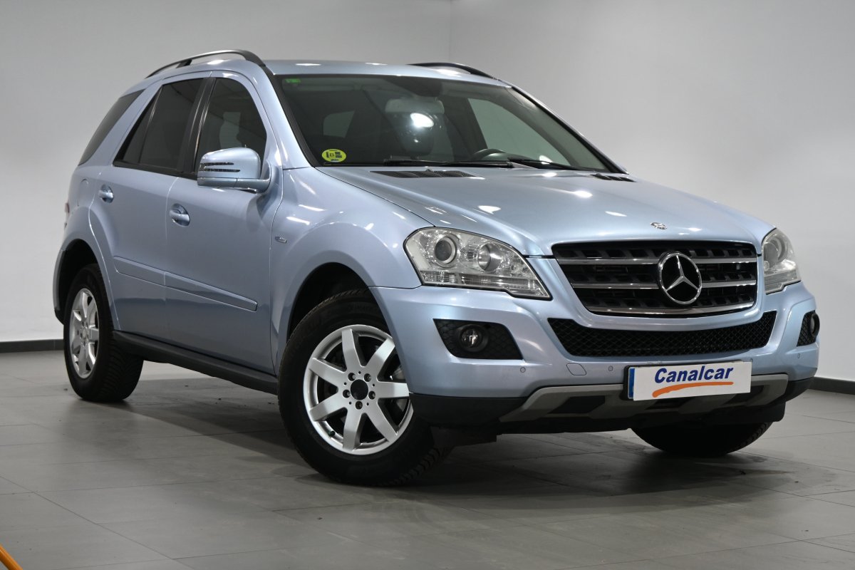 Foto Mercedes-Benz ML 3