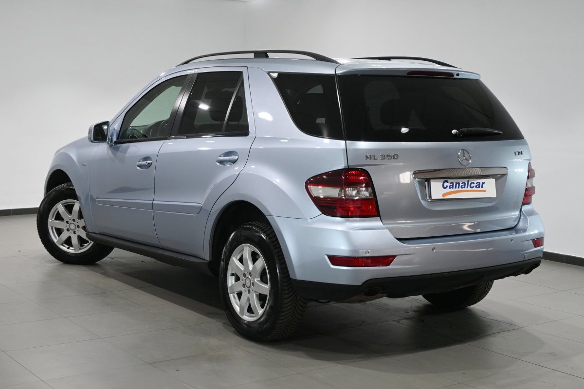 Foto Mercedes-Benz ML 6