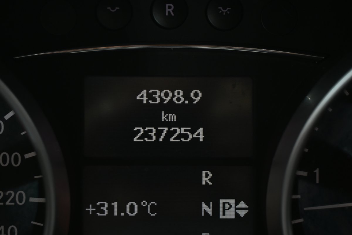 Foto Mercedes-Benz ML 13