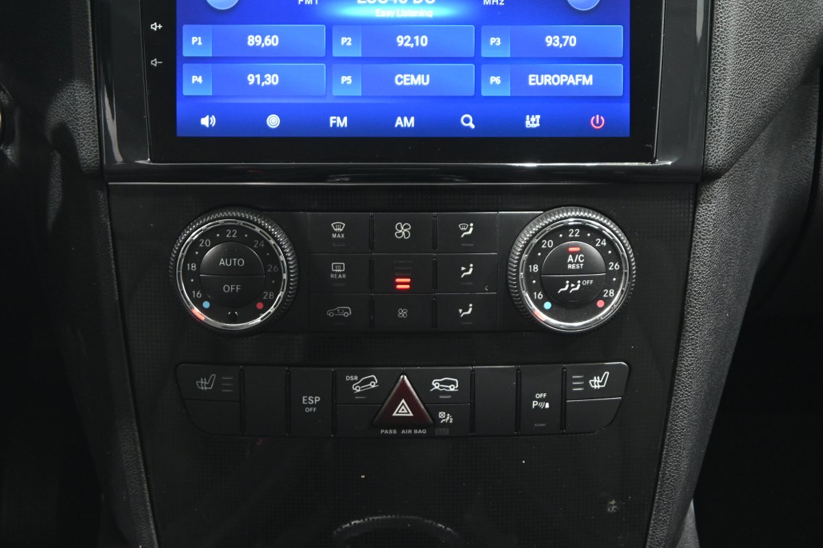 Foto Mercedes-Benz ML 17