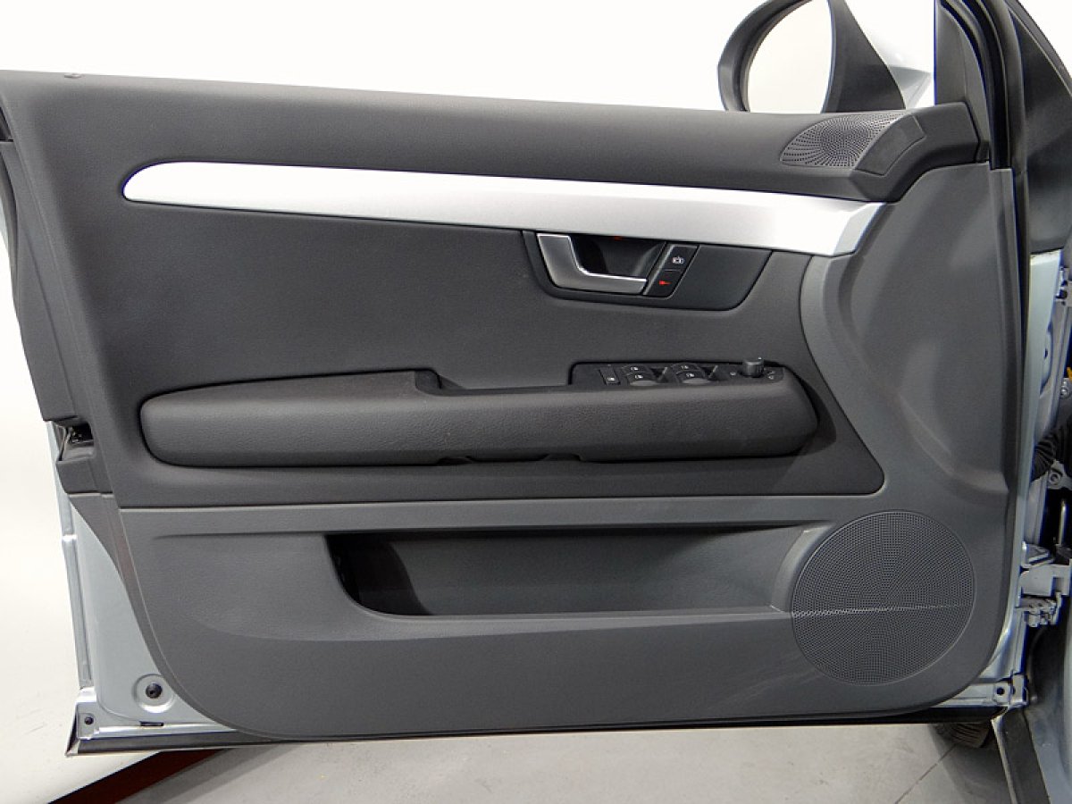Foto Seat Exeo 26