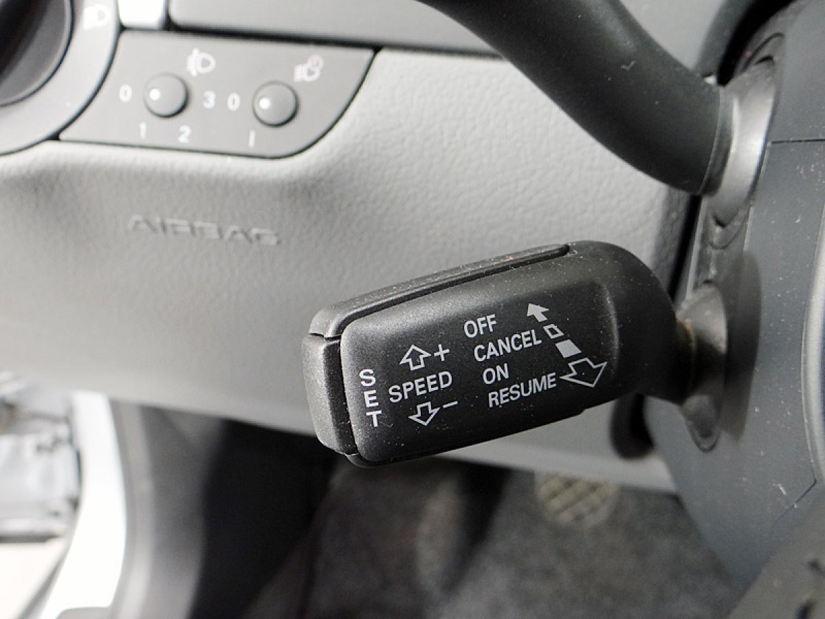 Foto Seat Exeo 33