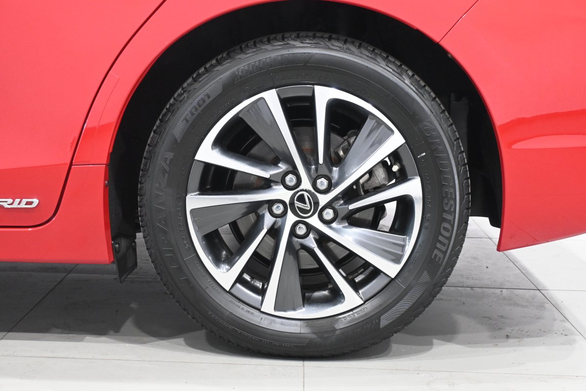 Foto Lexus CT 200h 29