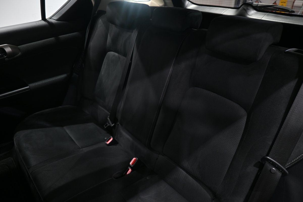 Foto Lexus CT 200h 12