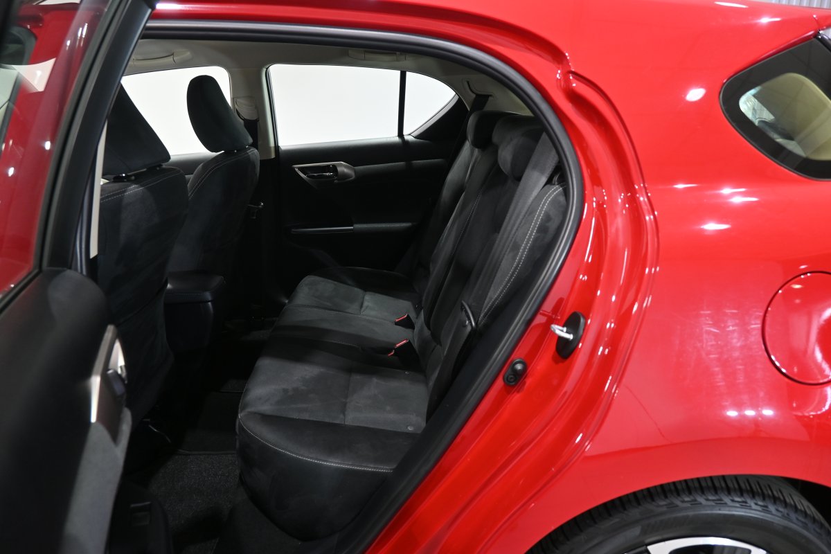 Foto Lexus CT 200h 11