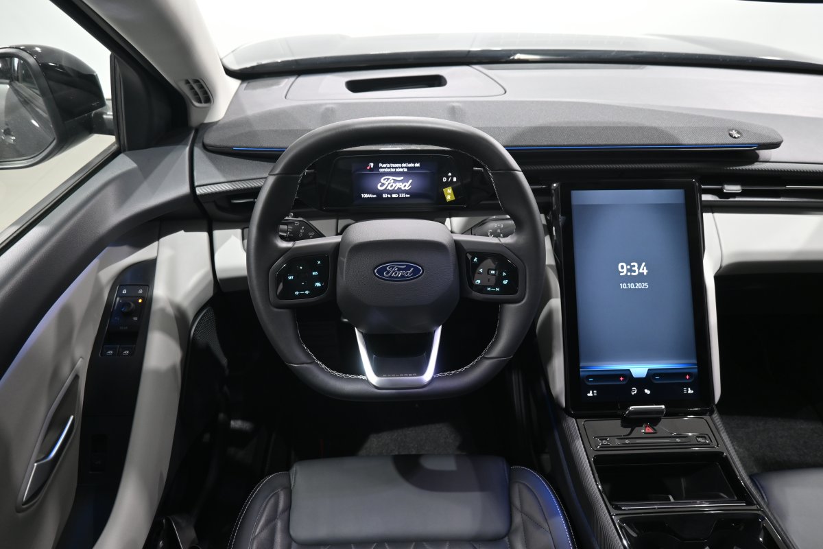 Foto Ford EXPLORER 19