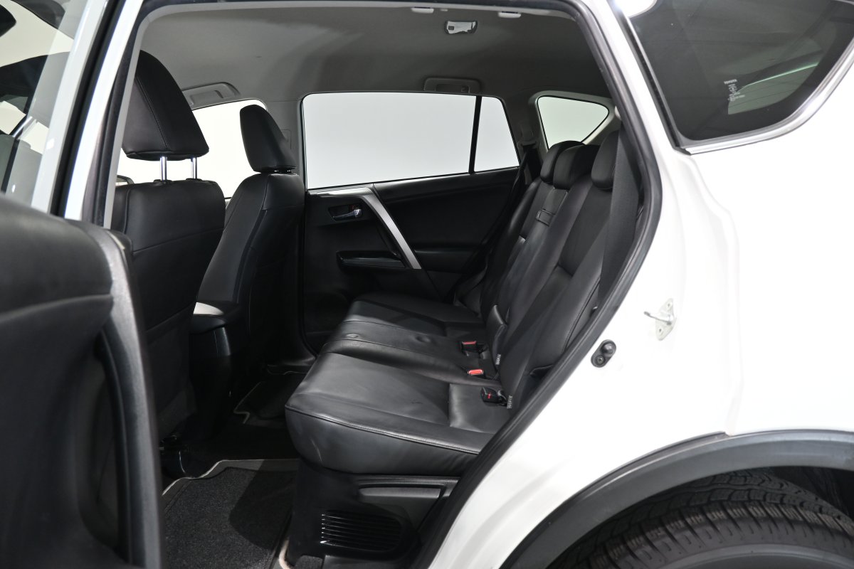 Foto Toyota RAV-4 11