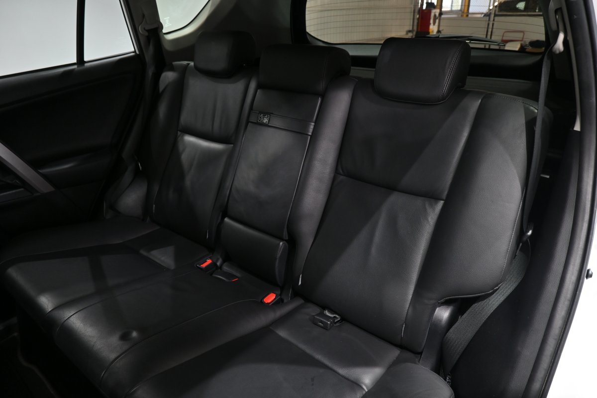 Foto Toyota RAV-4 12