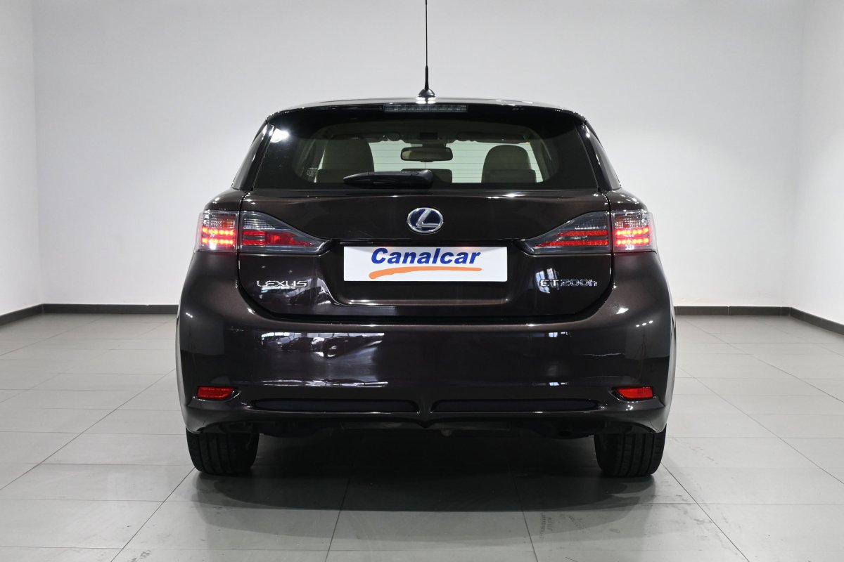 Foto Lexus CT 5