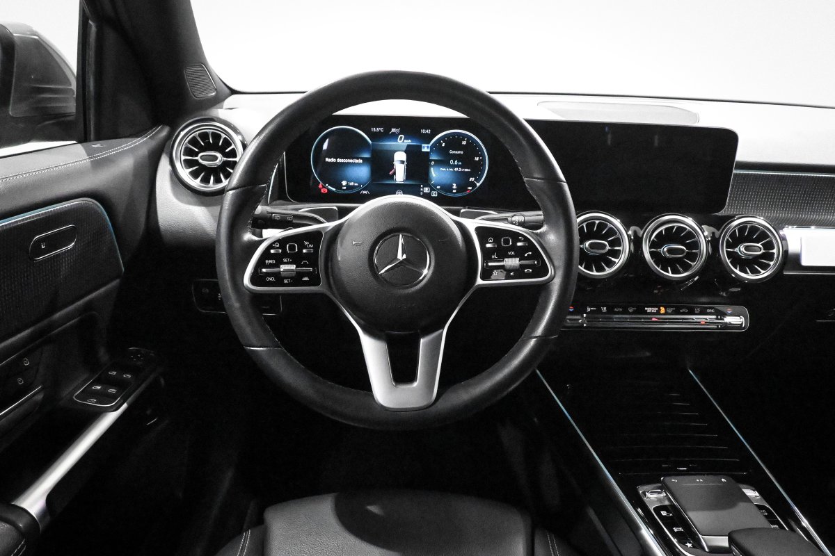 Foto Mercedes-Benz Clase GLB 29